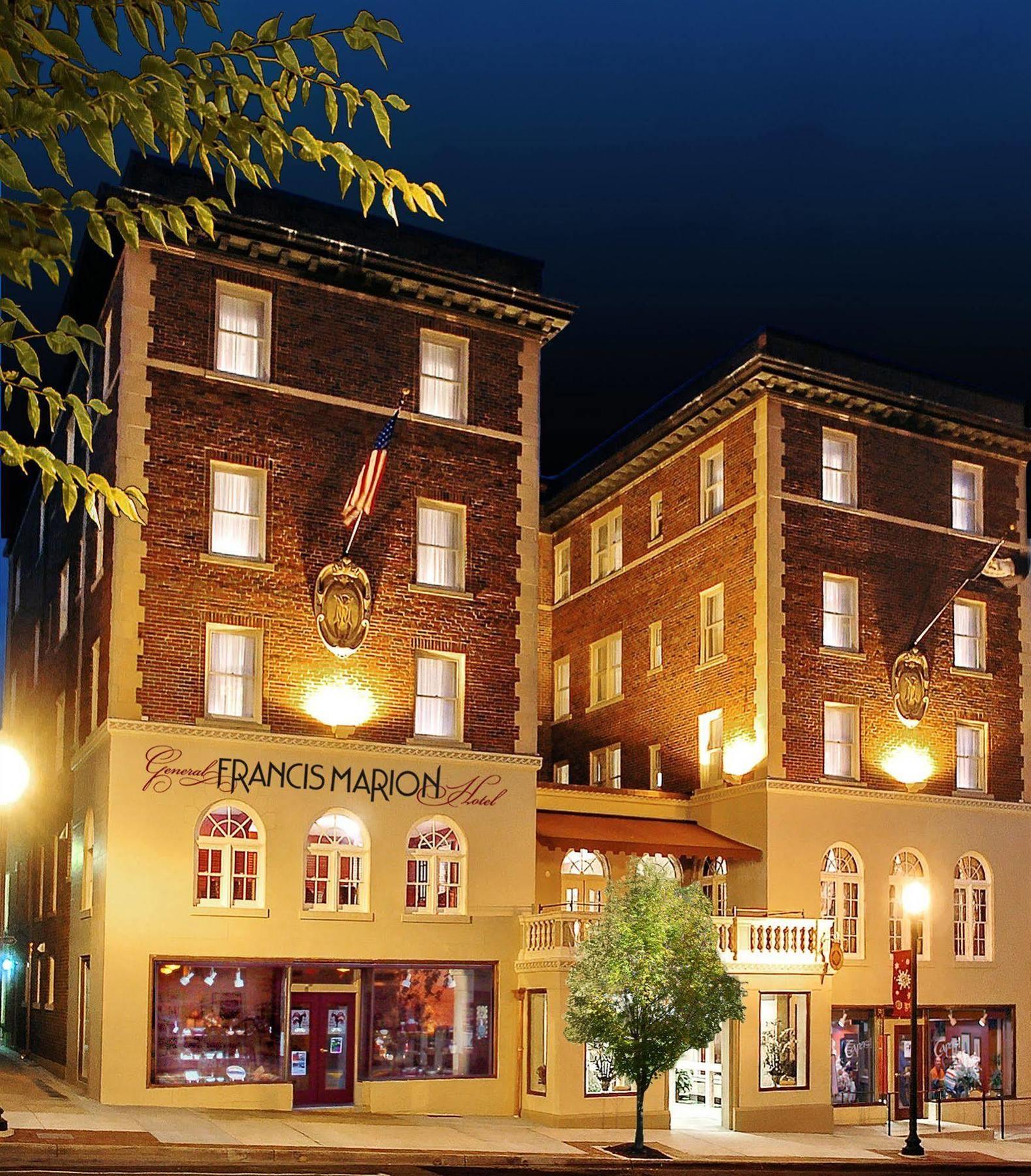 General Francis Marion Hotel Exterior photo