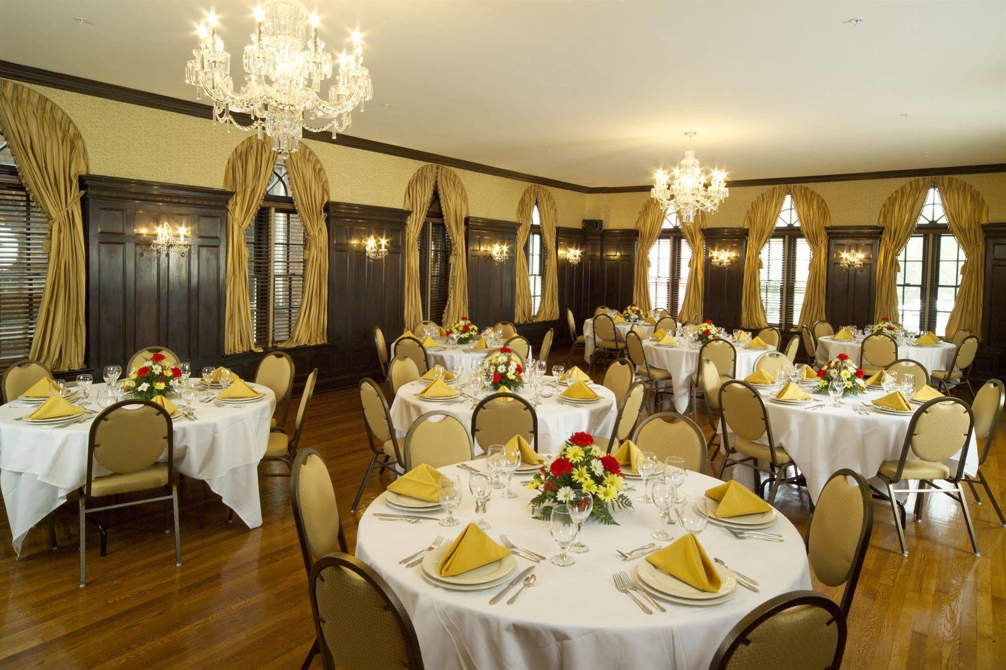 General Francis Marion Hotel Restaurant photo