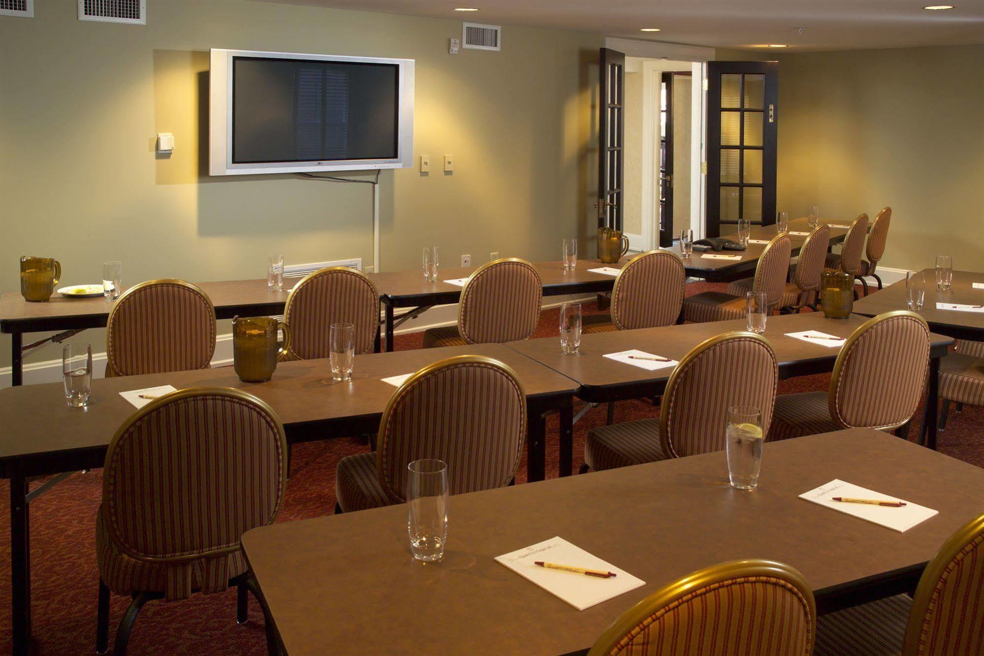 General Francis Marion Hotel Facilities photo