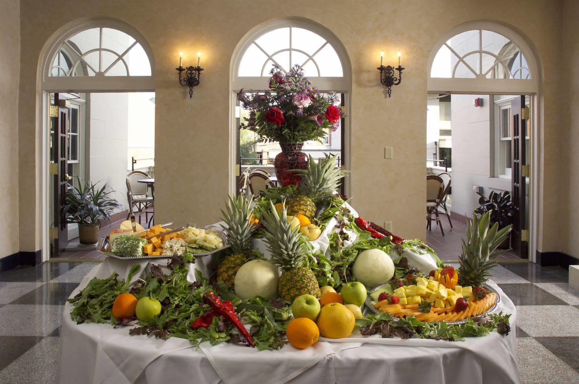 General Francis Marion Hotel Restaurant photo